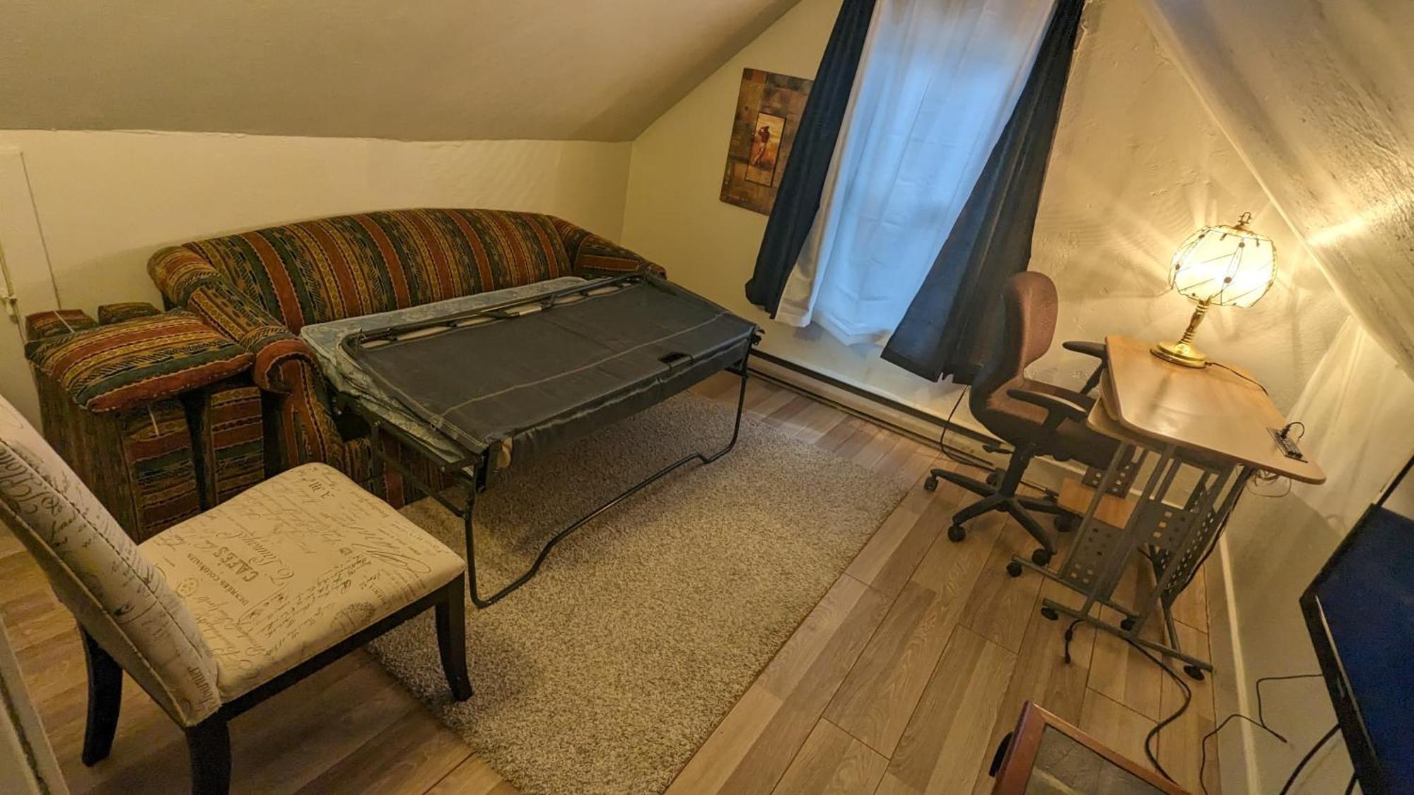Cozy Downtown One Bedroom Free Parking Κίνγκστον Εξωτερικό φωτογραφία